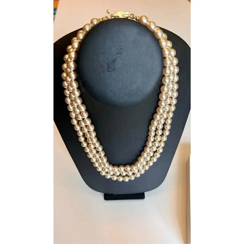 Vintage Graziano Triple Strand Faux Pearl Necklace Costume Jewelry‎